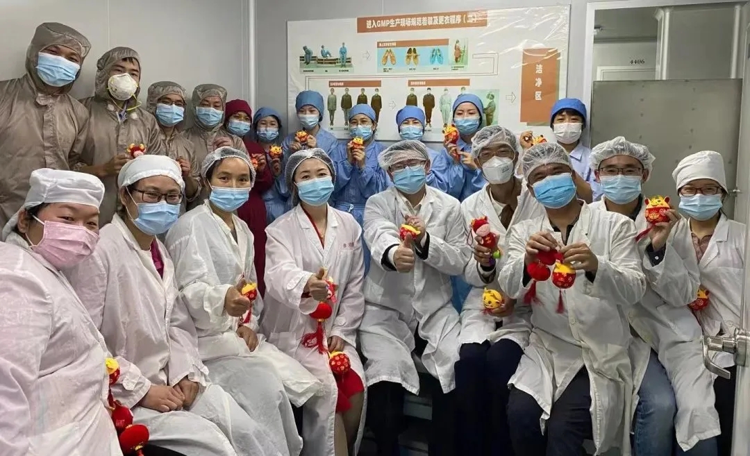 送福到岗，，情暖一线！！！